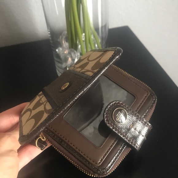 Authentic Coach Wallet - Picture 2 of 4